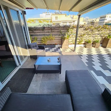 Among The Stars Apartment *